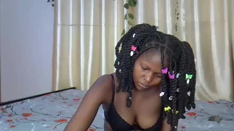 daisy online show from December 14, 9:15 am