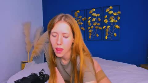 Daisy Swanson online show from October 29, 3:47 pm