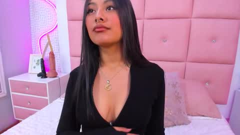 Mariana online show from November 12, 12:25 pm