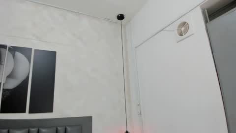 Dakota  online show from April 6, 12:17 pm