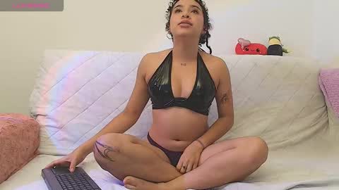 D A L H I L A online show from March 21, 2:38 am