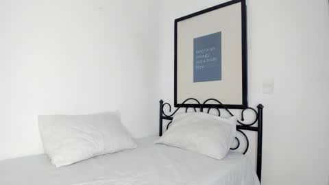 D A L H I L A online show from December 20, 1:53 am