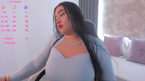 D A L I A  online show from October 24, 9:55 pm