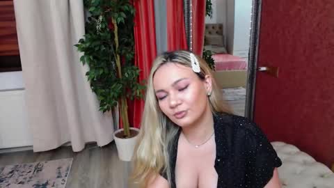 DaliaHaven online show from February 20, 6:42 pm