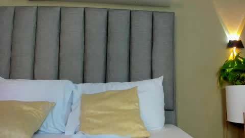 Dalila online show from June 2, 2:34 am