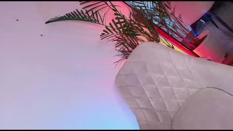 Dalila online show from November 28, 6:55 pm