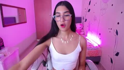dana_paula online show from February 21, 11:55 am
