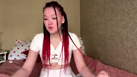 Dina online show from May 4, 11:36 am