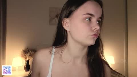 Snapshot of dangerouss_lady chatting on October 4, 7:07 pm Eva online show from October 4, 7:07 pm