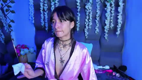 dani_dream online show from March 9, 8:01 pm