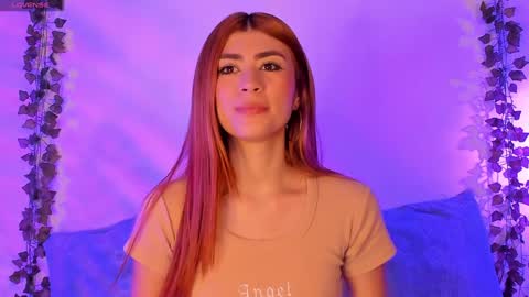 Dani Saenz online show from February 2, 12:40 am