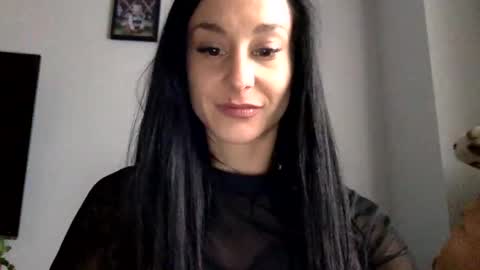 daniellbisous online show from November 24, 1:24 pm