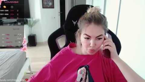 Danny online show from February 18, 6:56 am