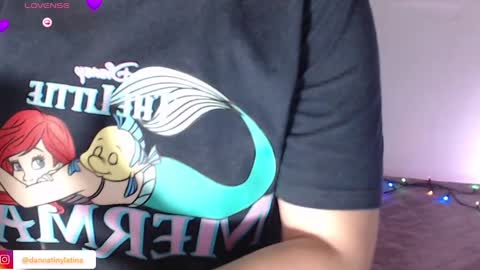 Danna online show from December 28, 11:37 pm