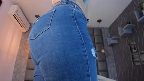 Danna online show from February 13, 12:29 pm