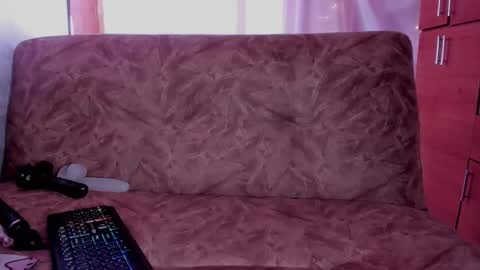 Danni online show from December 19, 8:01 pm