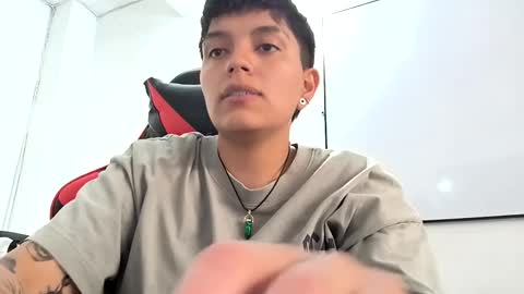   online show from December 23, 6:16 pm