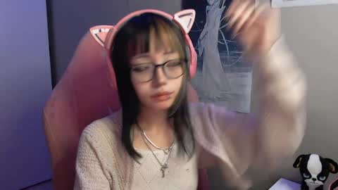 danyelleeyermann online show from April 13, 1:01 pm