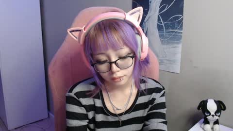 danyelleeyermann online show from April 9, 2:11 pm