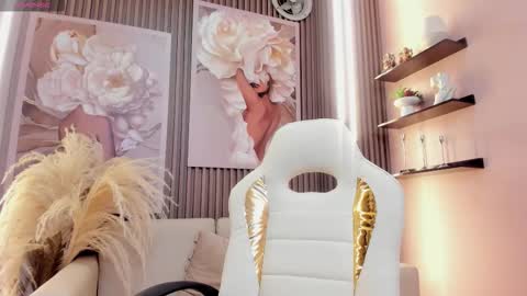 Daphne  online show from November 29, 3:10 am