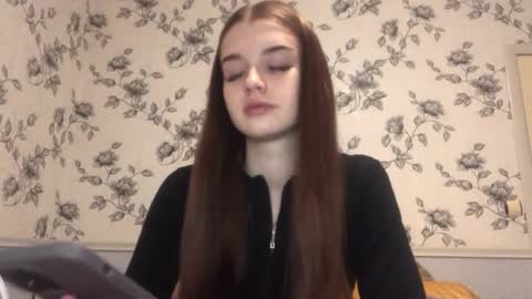 Emilia online show from May 6, 7:07 pm