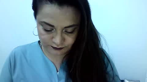 dapnne online show from November 6, 8:04 pm