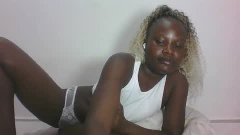 ESTHER online show from July 3, 10:32 am