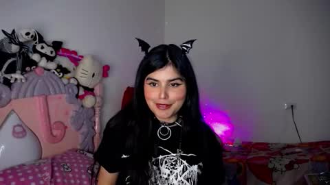 Moony online show from November 28, 7:44 am