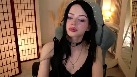 Diva online show from April 16, 10:34 pm