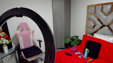 CELESTE online show from January 17, 7:05 pm