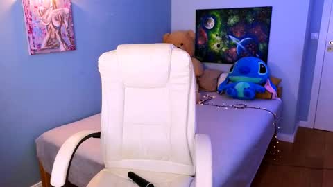 darkmoon____ online show from October 30, 3:13 pm