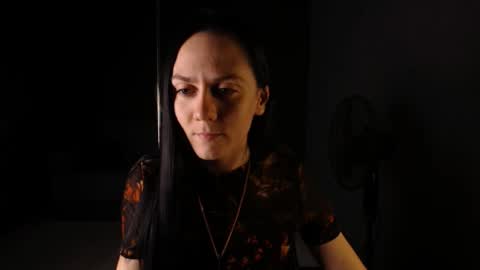 darkspark_ online show from October 25, 2:46 pm