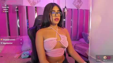 Snapshot of darla_santos_ chatting on October 20, 7:50 pm Darla santos online show from October 20, 7:50 pm