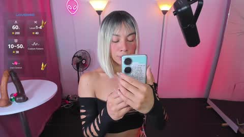 I am Dayanna  tecca online show from December 20, 9:50 pm