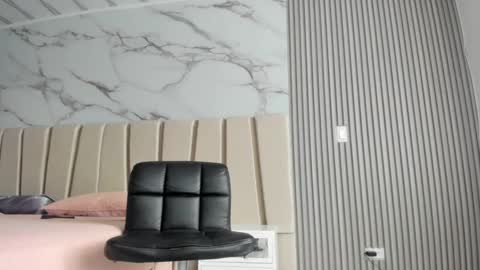 dear_lola online show from October 14, 12:41 pm