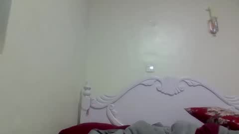 lilian online show from February 9, 3:56 pm