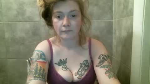 DEBBIE online show from April 10, 10:16 pm