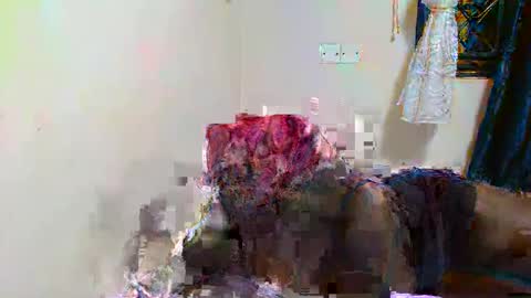 Snapshot of debbyslatter chatting on December 4, 7:01 pm debbyslatter online show from December 4, 7:01 pm