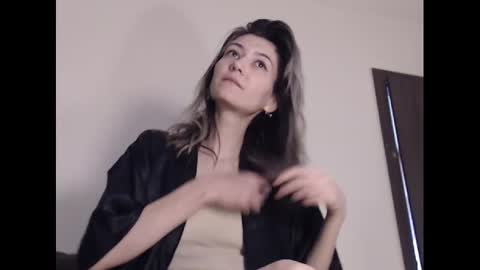 Deelightfull online show from February 27, 8:50 am