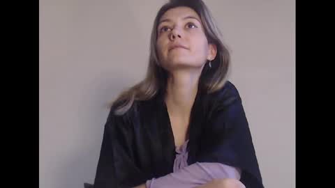 Deelightfull online show from February 20, 10:05 am