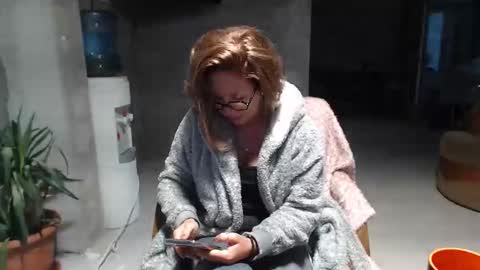 Snapshot of deepintoyourmind chatting on September 13, 4:20 am hi guys i m a cute milf i m here for good time and nice people pls be respectfool and enjoy me online show from September 13, 4:20 am