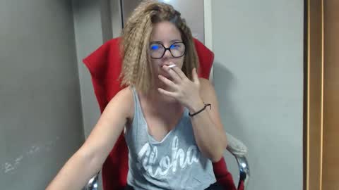 Snapshot of deepintoyourmind chatting on October 6, 8:42 am hi guys i m a cute milf i m here for good time and nice people pls be respectfool and enjoy me online show from October 6, 8:42 am