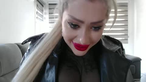 Jenna online show from January 17, 11:38 am