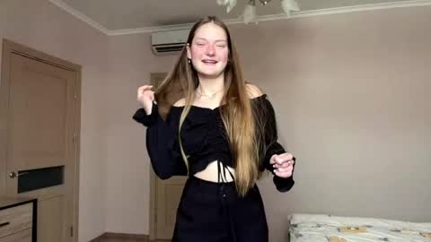 Mila online show from February 24, 7:18 am