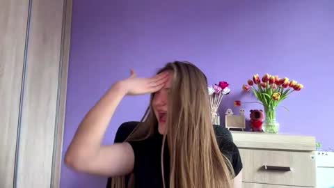 Mila online show from March 10, 8:18 am