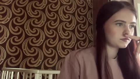 Kiki online show from April 17, 2:08 pm