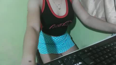 delicious_kitty4u online show from March 15, 2:08 pm