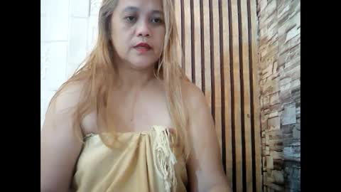 mel online show from January 1, 9:39 am