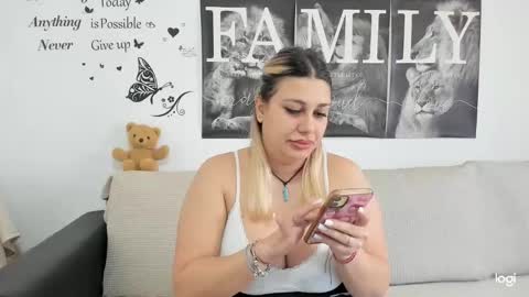 delightfulannemistress online show from January 20, 8:19 am