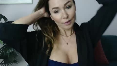 delilah_sweet online show from February 3, 4:41 pm